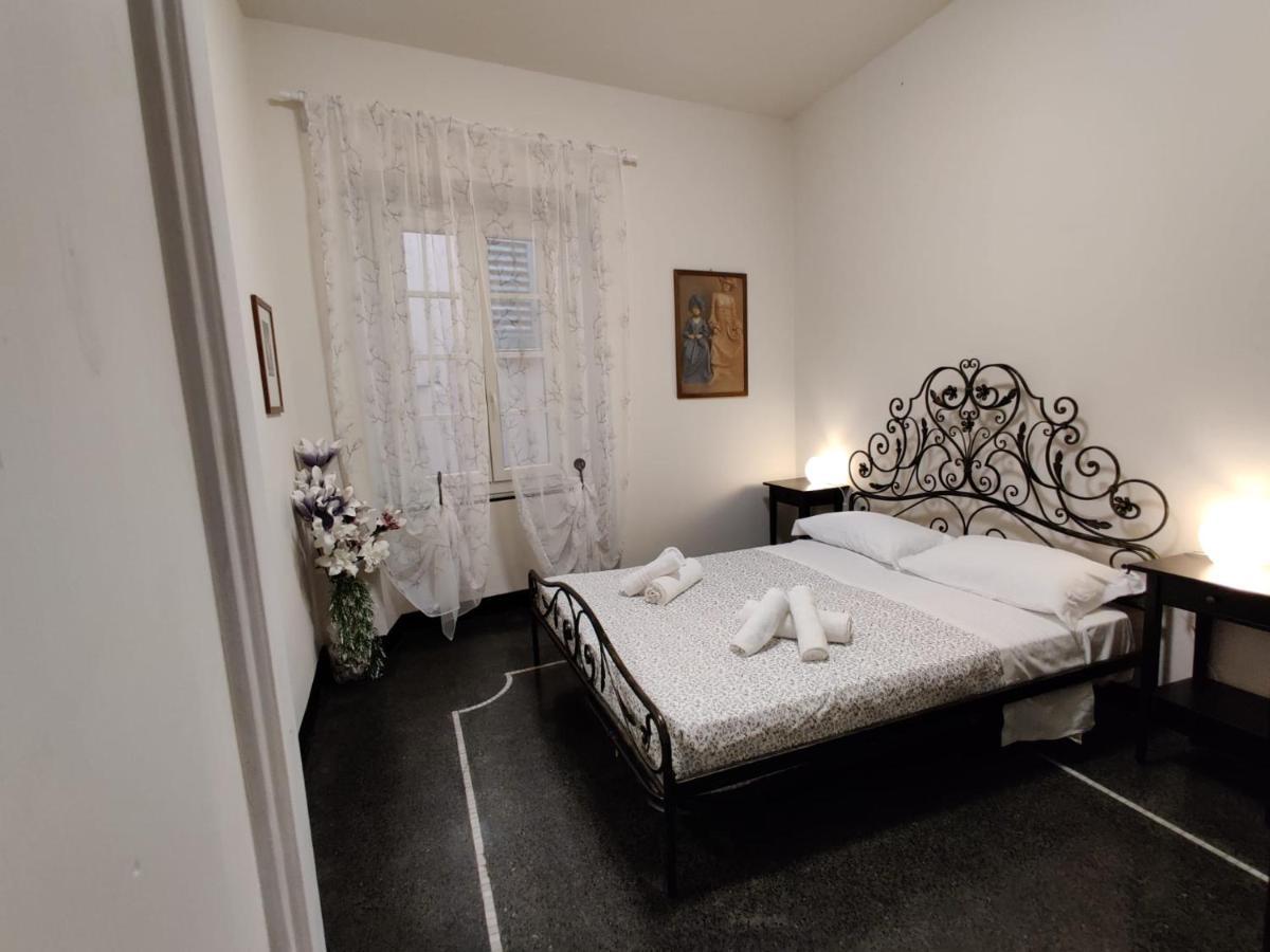 Apartment Doge Cambiaso- Davanti All'acquario - Grande Terrazza Privata - Palazzo Nobiliare Storico *